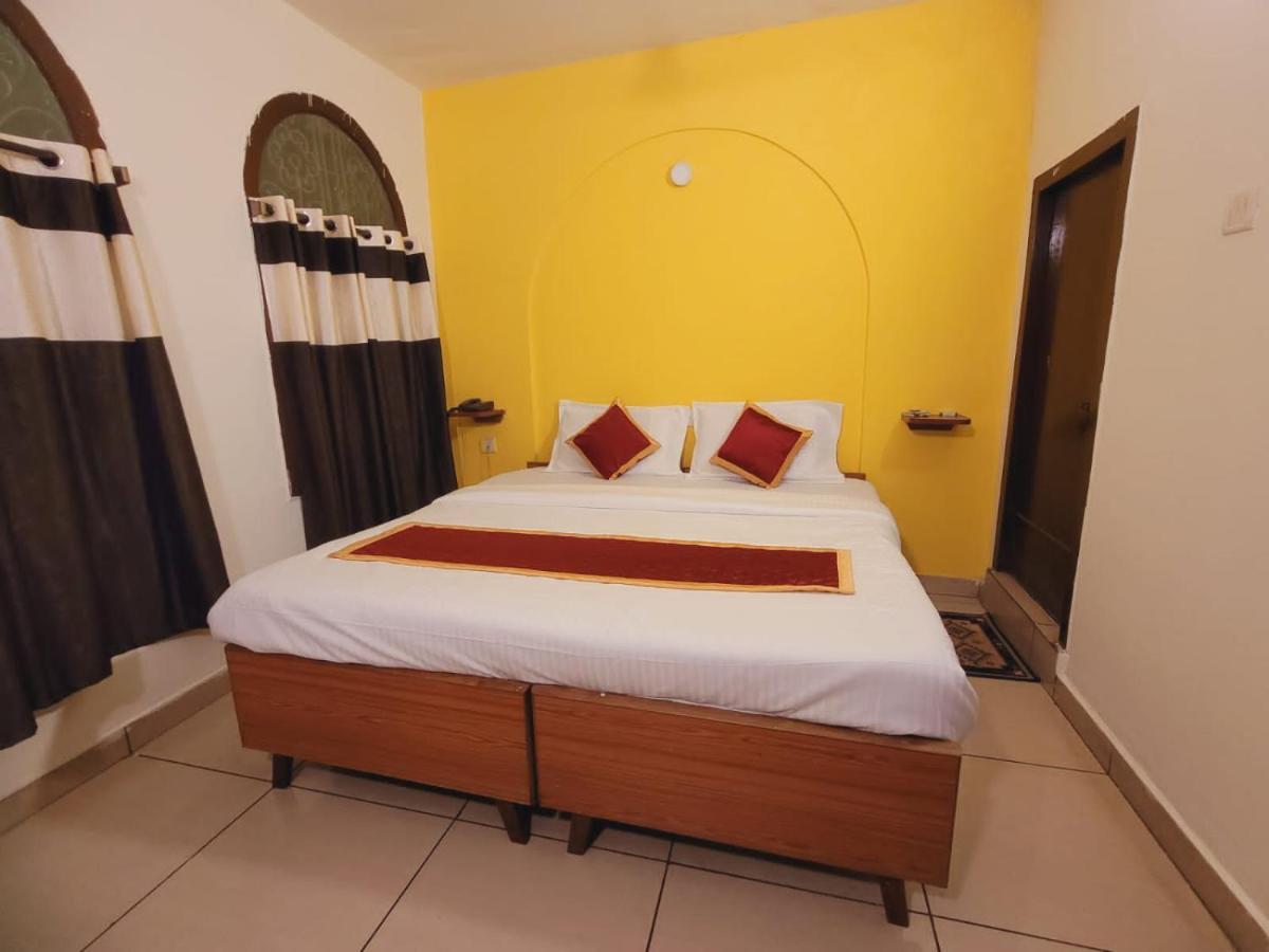 New Jaganmohana Comforts Mysore Extérieur photo